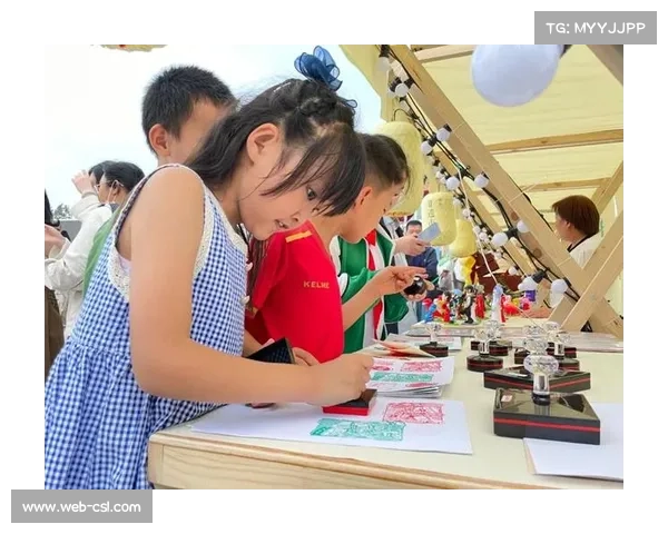 济南公开赛融合非遗市集与青少年骑手互动共绘城市活力新篇章 济南公开赛融合非遗市集与青少年骑手互动共绘城市活力新篇章